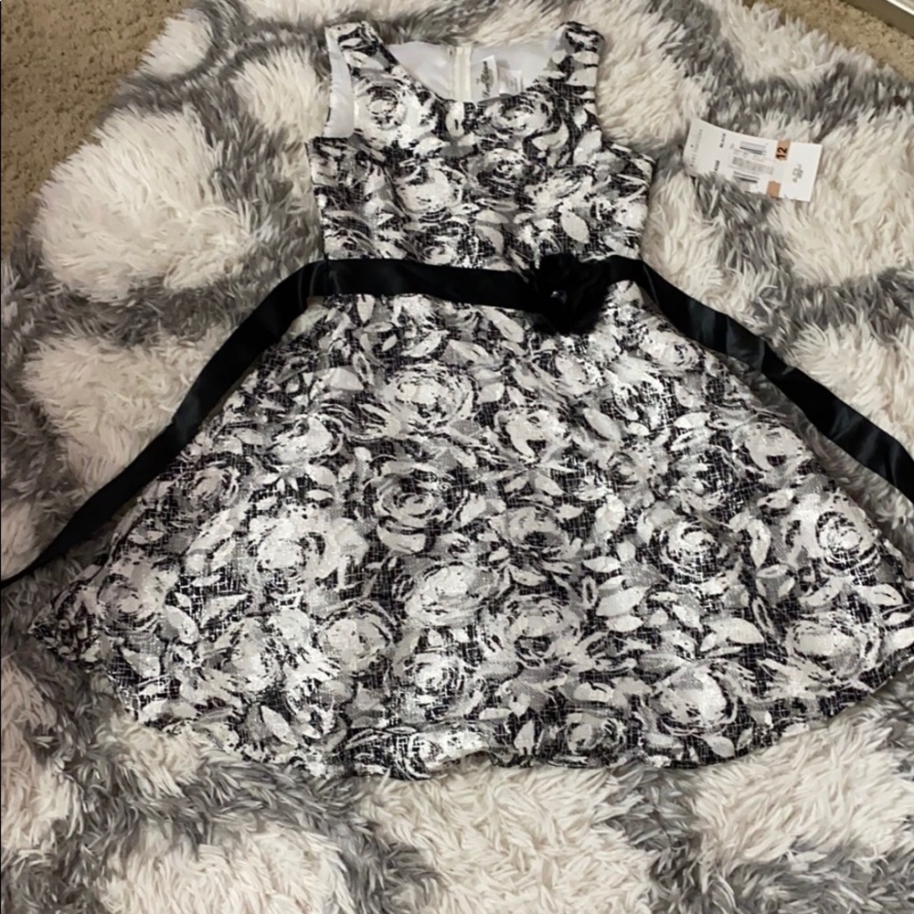 Child’s rare editions dress